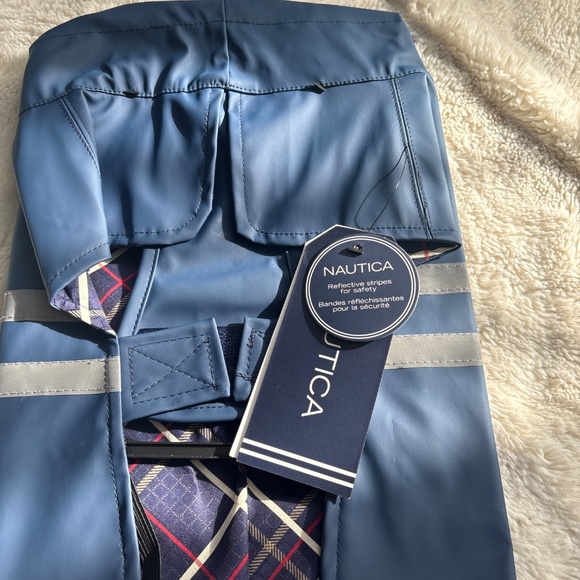 Nautica Lightweight Dog Rain Jacket – XS | NWT | Waterproof Pet Coat | - Picture 4 of 6